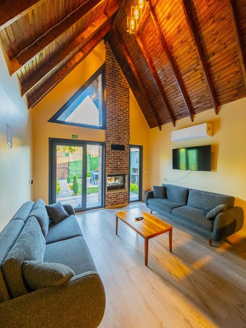 listing card gallery